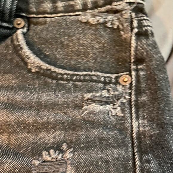 Zara Button Fly Shorts Women's Size 4 Black Distressed Faded Denim Jean - Picture 5 of 8
